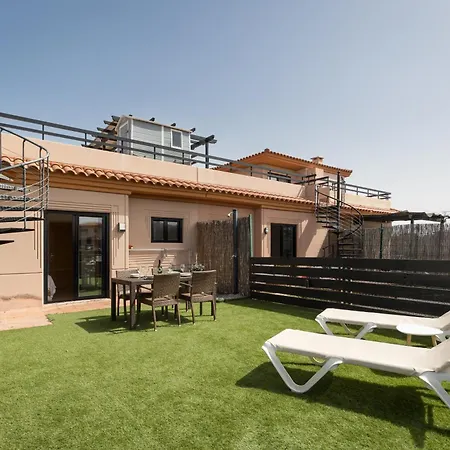 Semesterbostad Home2book Casa Calma Lajares